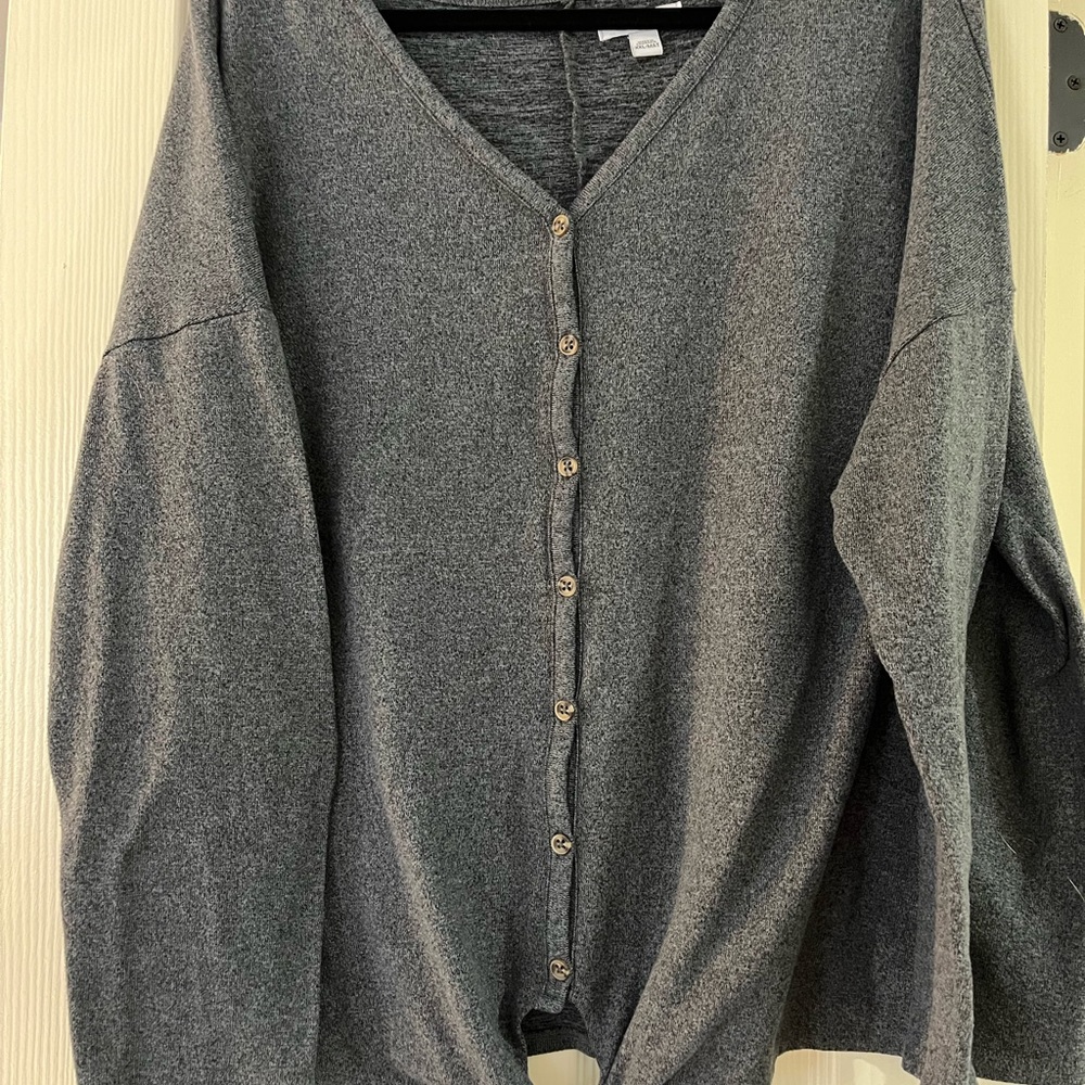 Plus size maternity top